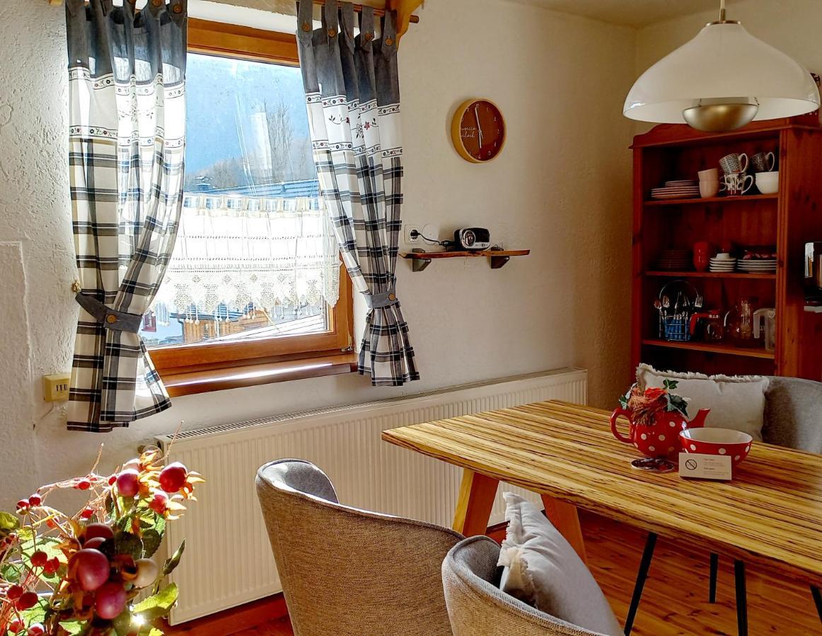 Haus Moni Apartment Бад Гойзерн Екстериор снимка